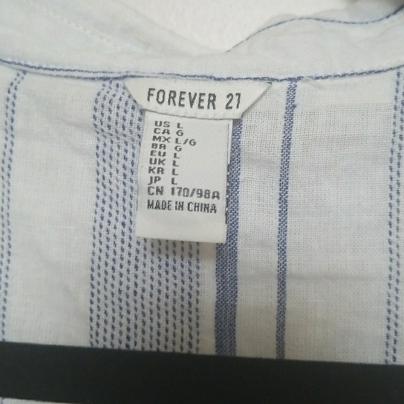 Button down top - Picture 3 of 4